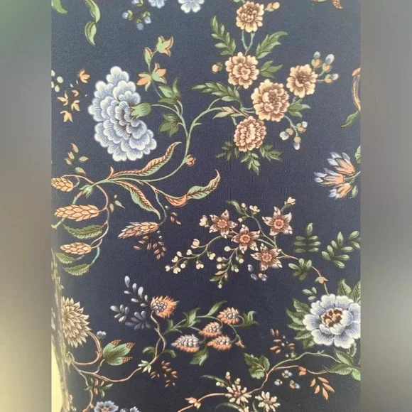 Tuckernuck Sport Sleeveless Caroline Polo Shirt in Navy Wildflower Size Medium - Picture 5 of 8